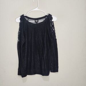 Bobeau Womens Small Cold Shoulder‎ Crochet Trim Knit Top Black Long Sleeve Boho